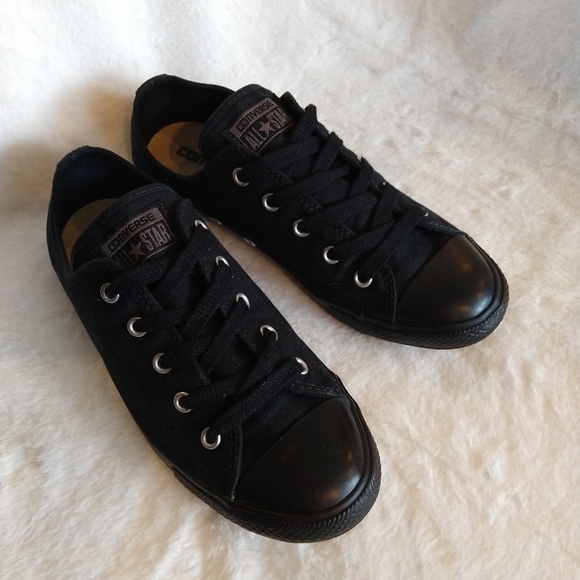 Converse Shoes - Converse Womens Tennis Shoes Size 8. Price Firm